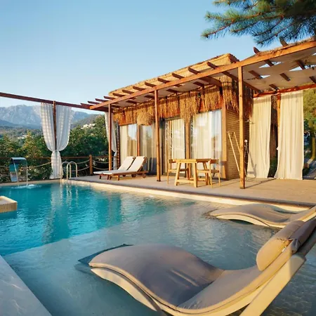 Lov Adults Only Hotel 3*